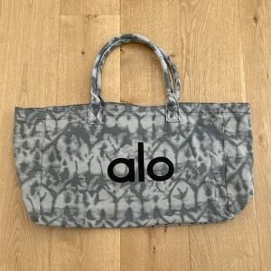 Alo Yoga Tote Bag Tie Dye Gray Black